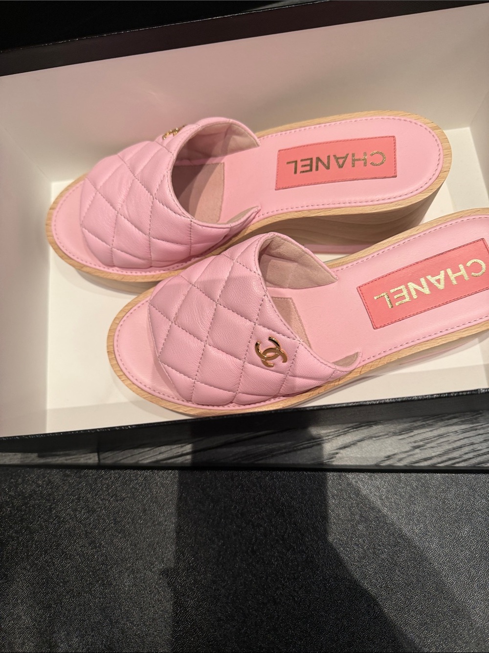 CHANEL Pink Quilted Leather Slide Mules with Gold CC - Picture 4 of 4